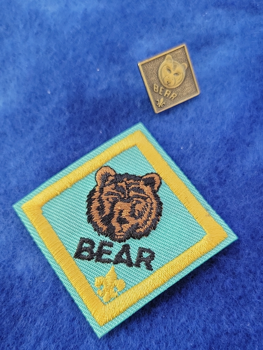Lot Of Boy Scouts Of America Bear Rank Parent Pin And Cub Scout Bear Rank Badge